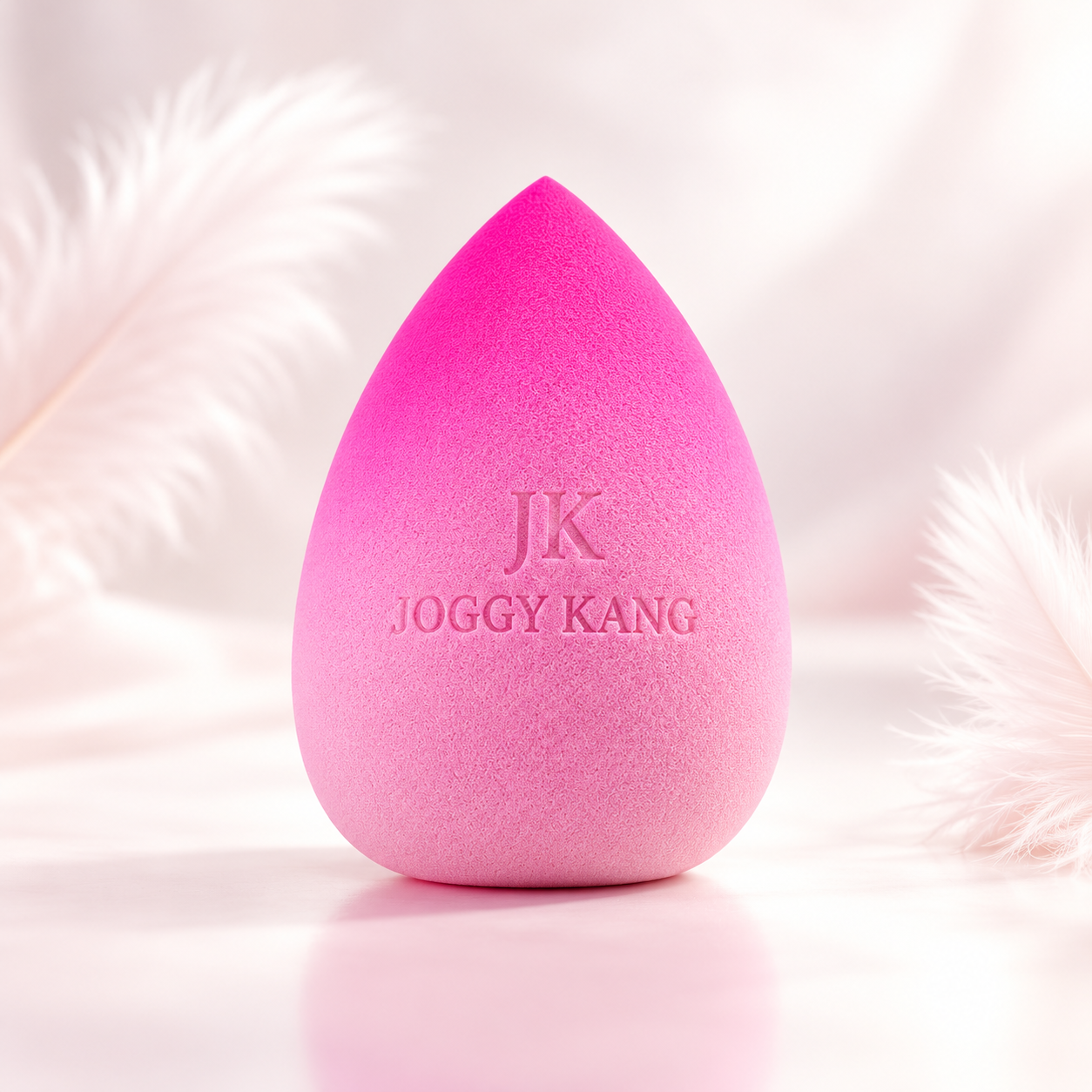 Hot Pink Ombré Makeup Sponge – Black Travel Case